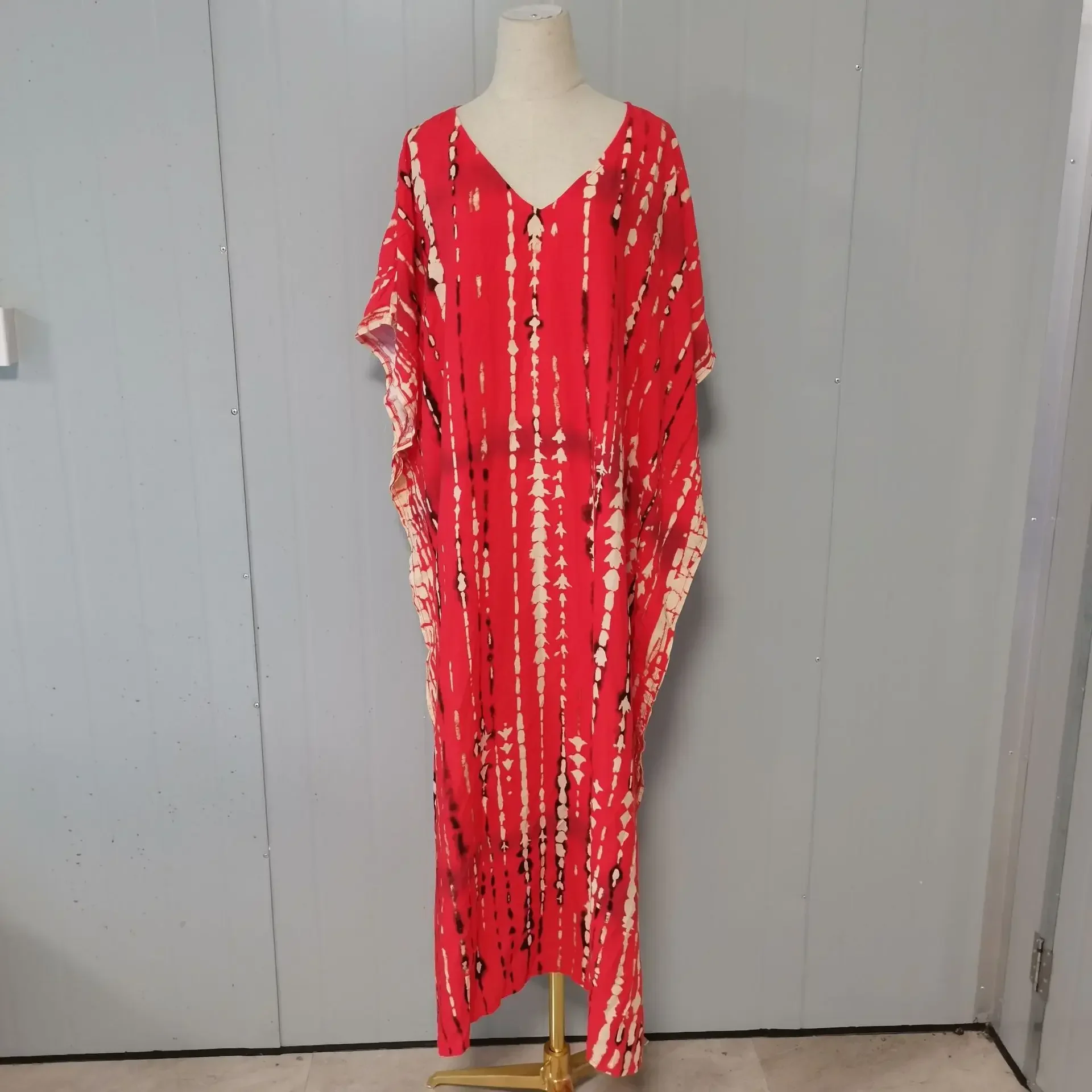 robe-tie-dye-rouge-et-blanche